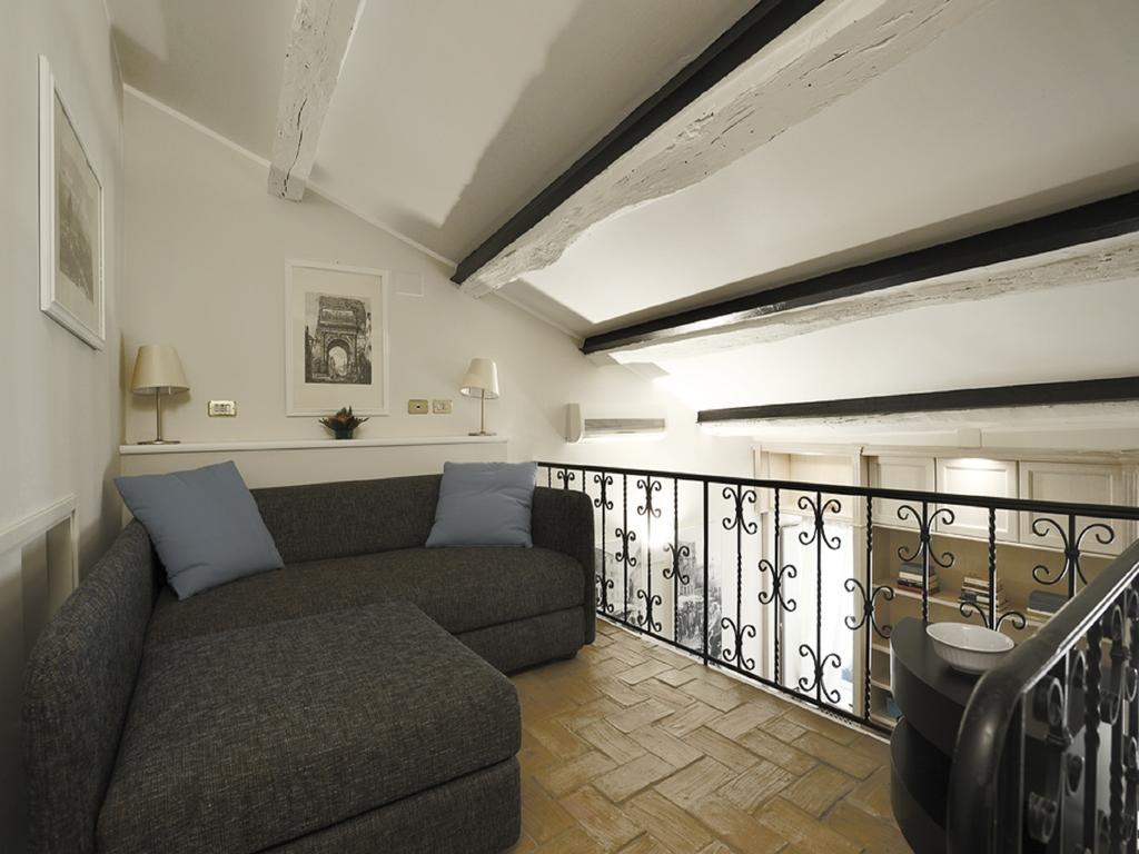 Antiche Residenze Romane - Campo De' Fiori Εξωτερικό φωτογραφία